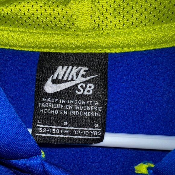 Nike Boy's SB Full Zip Hoodie Jacket Size L 12-13YRS - Picture 2 of 4